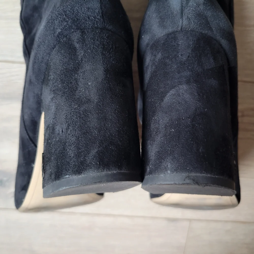 Sam Edelman Hilty, Black Suede Booties, Size 9.5 - Picture 4 of 16